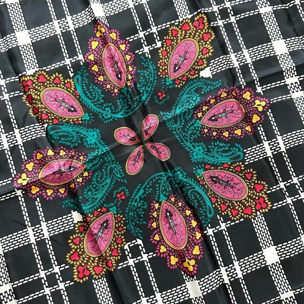Diane Von Furstenberg 100% Silk Scarf Black Multicolor Paisley Plaid Luxury - Picture 5 of 7